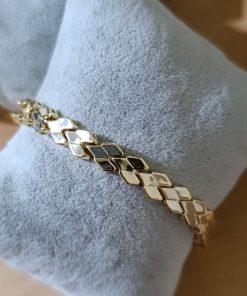 vip 14 k renginde bileklik